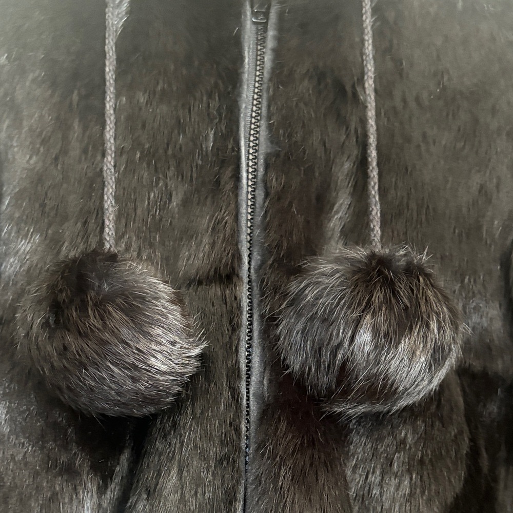 Luxurious Black rabbit Fur Coat - Picture 3 of 5